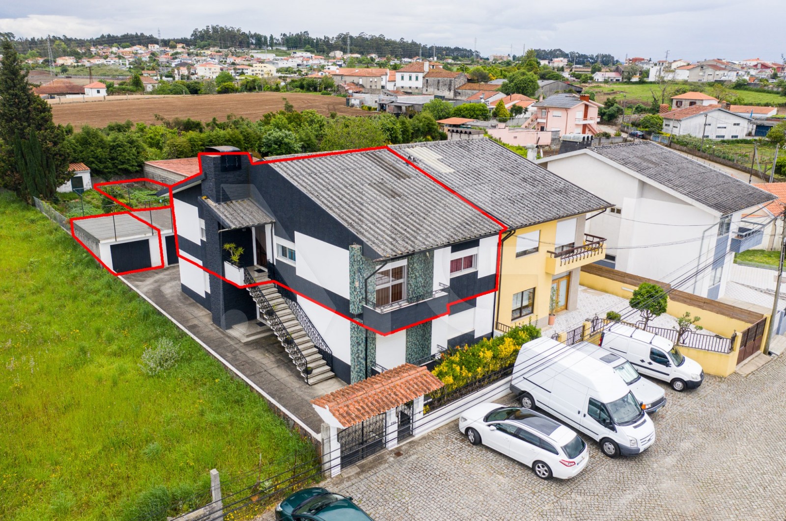 Moradia T3 para Venda em Castêlo da Maia, Maia, Porto - Fachada (Imagem 2)