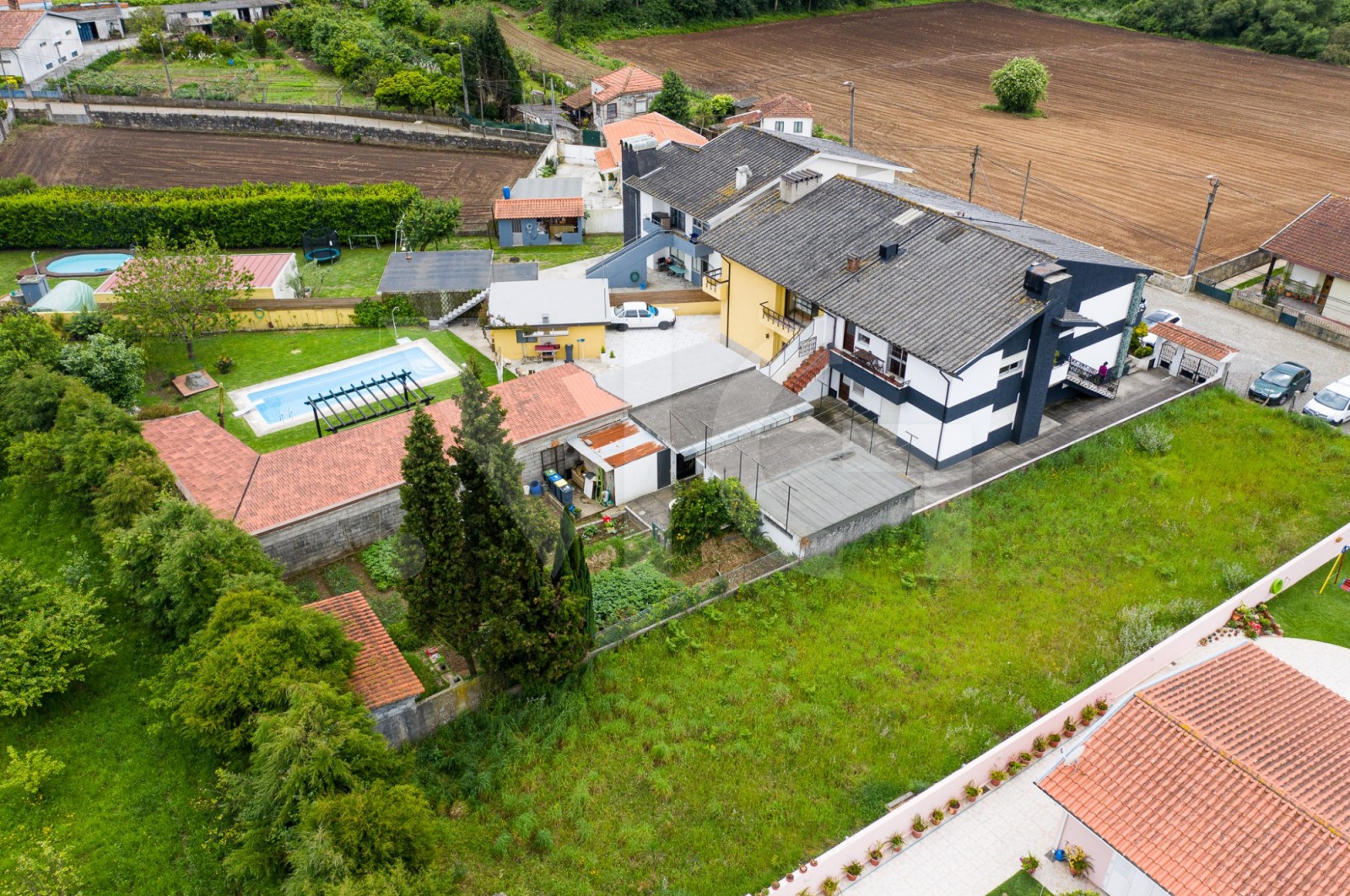 Moradia T3 para Venda em Castêlo da Maia, Maia, Porto - Área envolvente (Imagem 2)