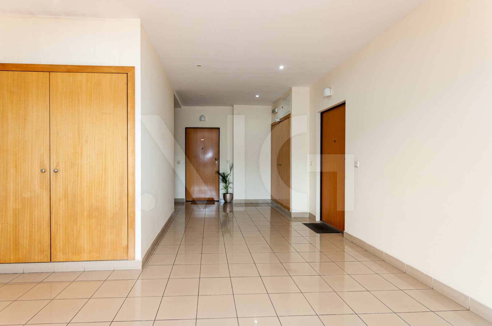 Apartment T2 for For sale in Valongo, Valongo, Porto - Áreas comuns (Imagem 2)