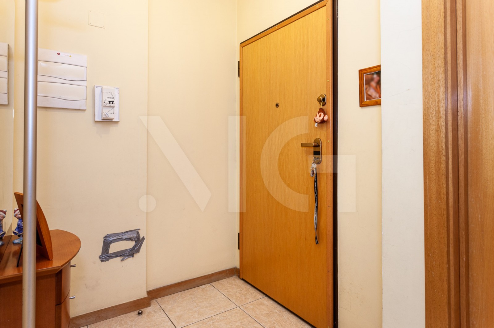 Apartment T2 for For sale in Valongo, Valongo, Porto - Hall de entrada (Imagem 1)
