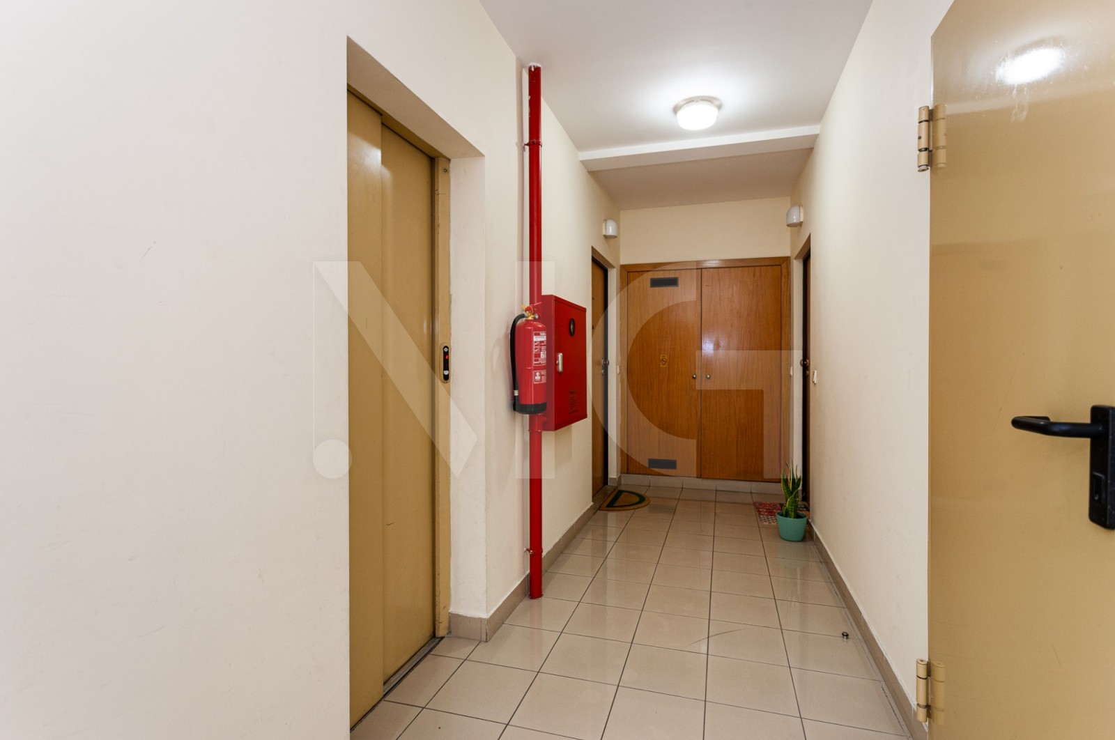 Apartment T2 for For sale in Valongo, Valongo, Porto - Áreas comuns (Imagem 4)