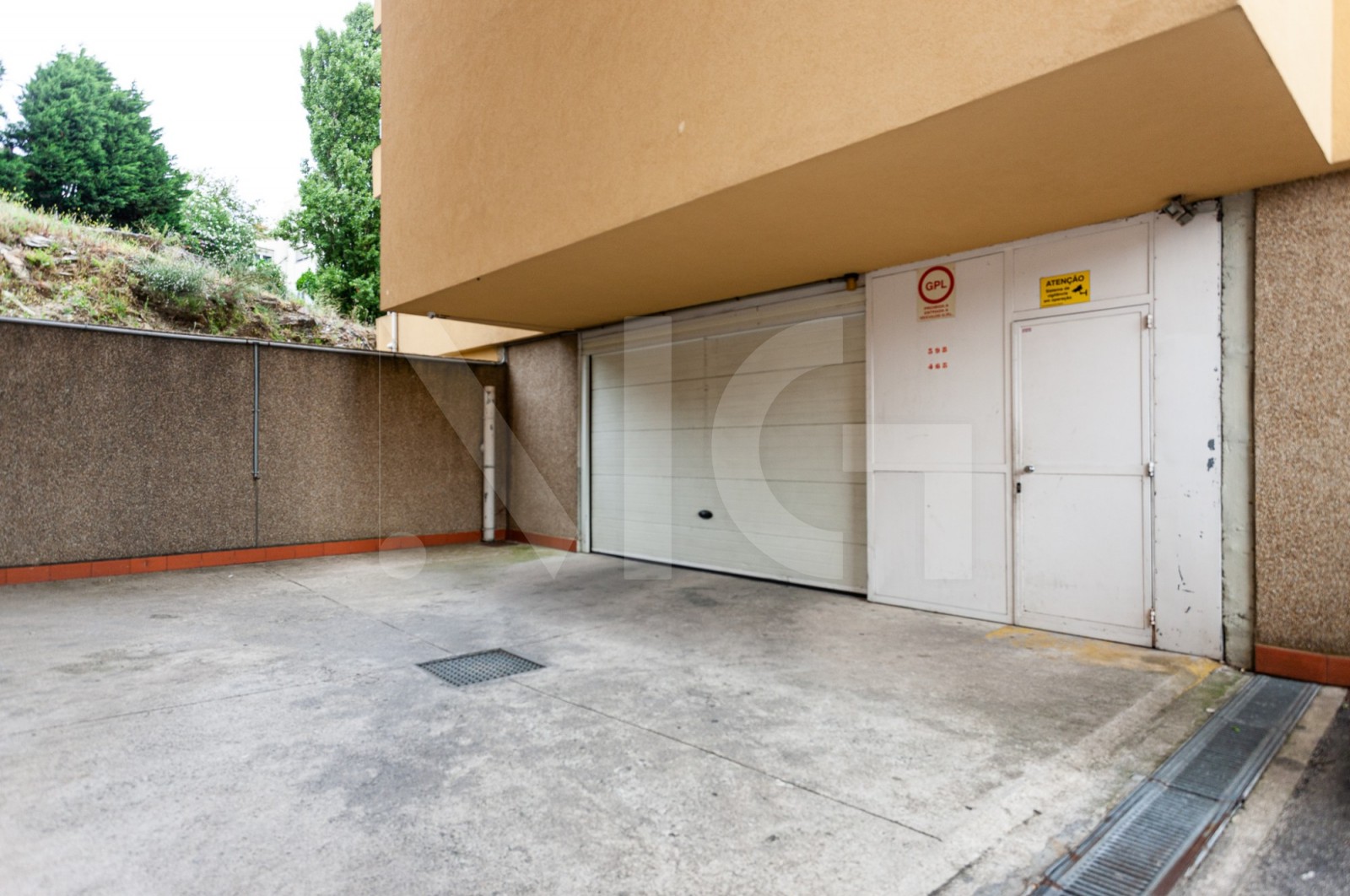 Apartment T2 for For sale in Valongo, Valongo, Porto - Parqueamento/Garagem (Imagem 2)