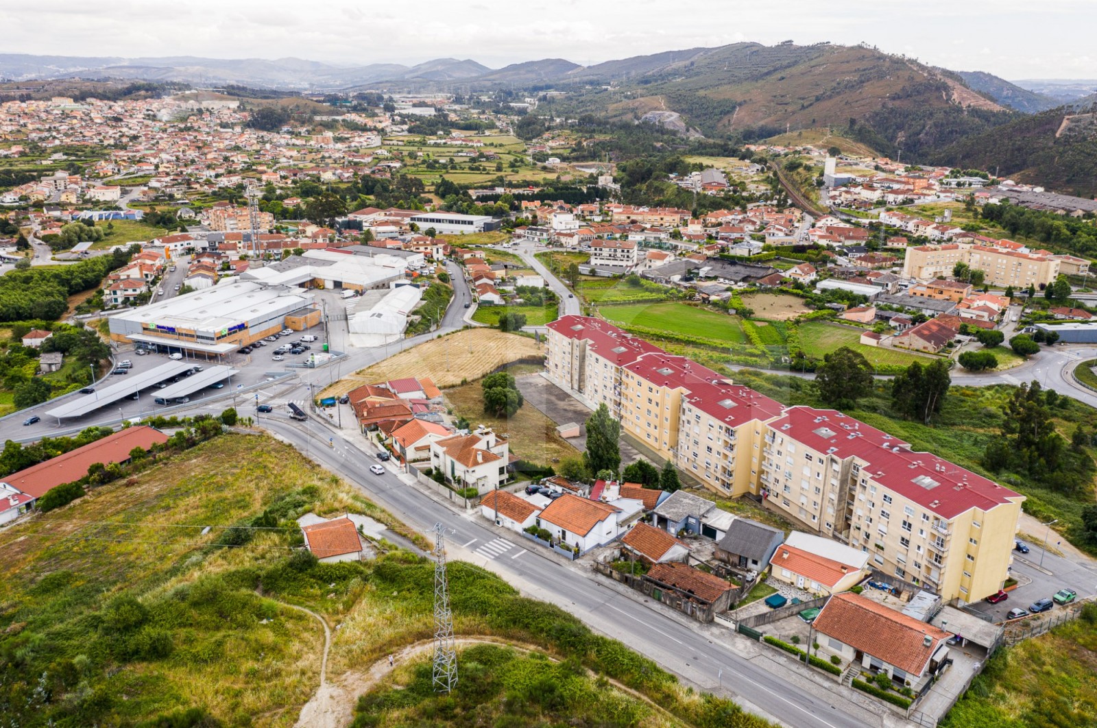 Apartment T2 for For sale in Valongo, Valongo, Porto - Área envolvente (Imagem 5)