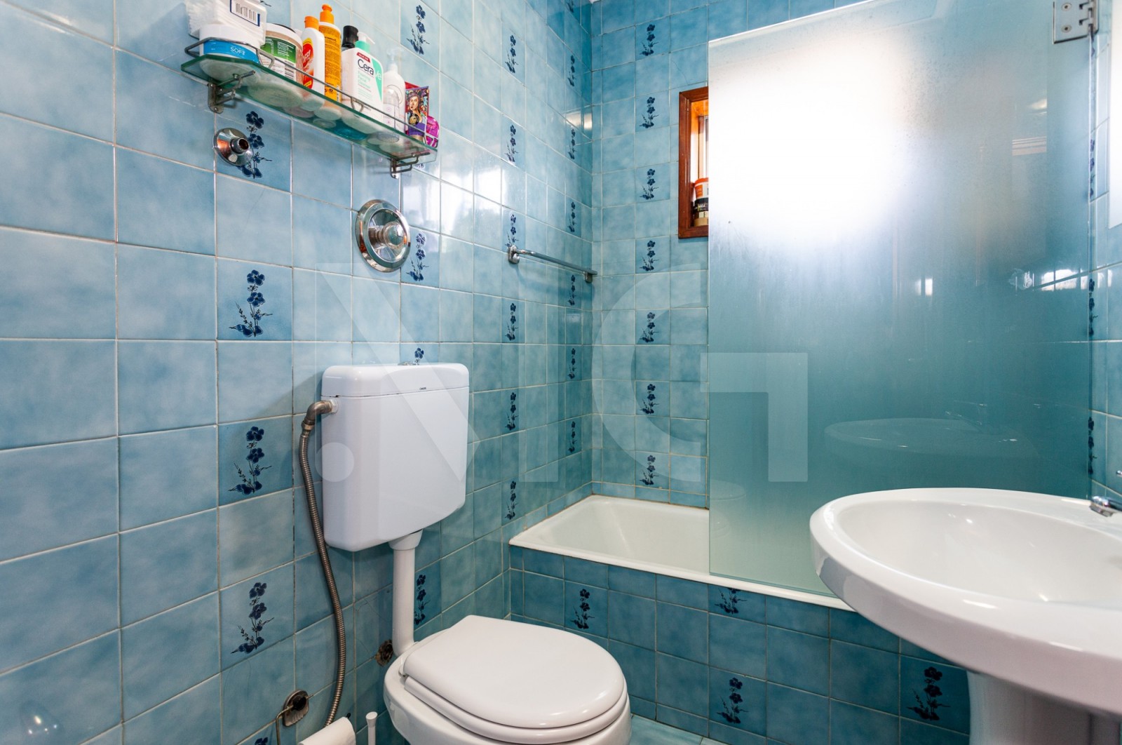 Apartment T3 for Buy in Ermesinde, Valongo, Porto - Casa de banho (Imagem 1)