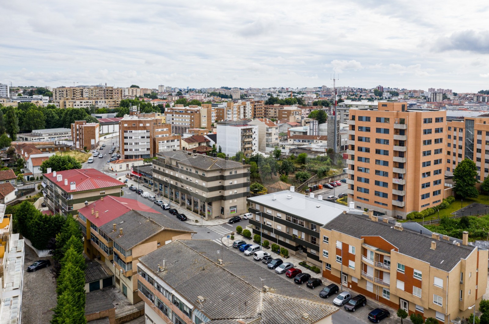 Apartment T3 for Buy in Ermesinde, Valongo, Porto - Área envolvente (Imagem 3)