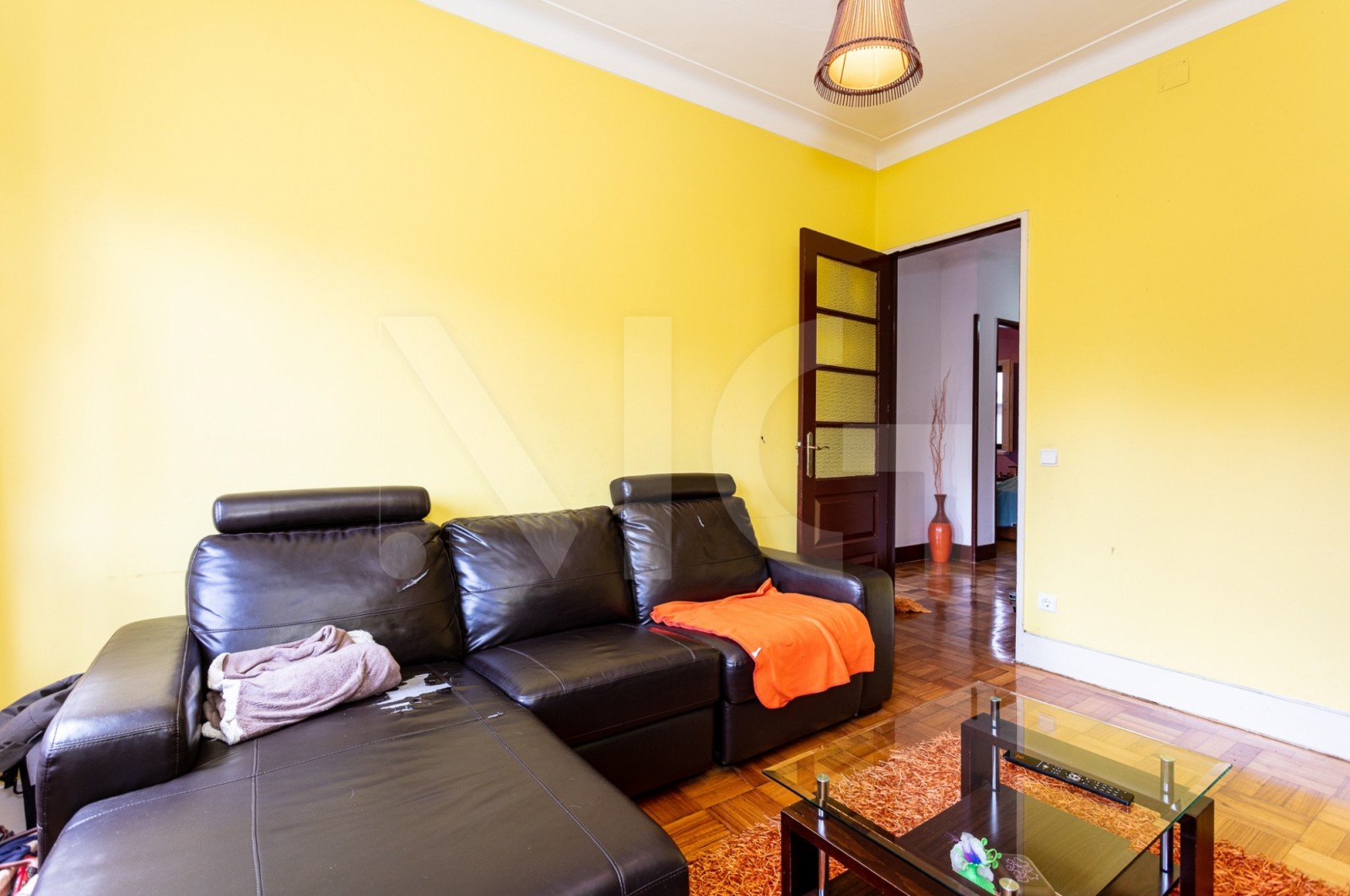 Apartment T3+1 for For sale in Mafamude e Vilar do Paraíso, Vila Nova de Gaia, Porto - Sala (Imagem 4)