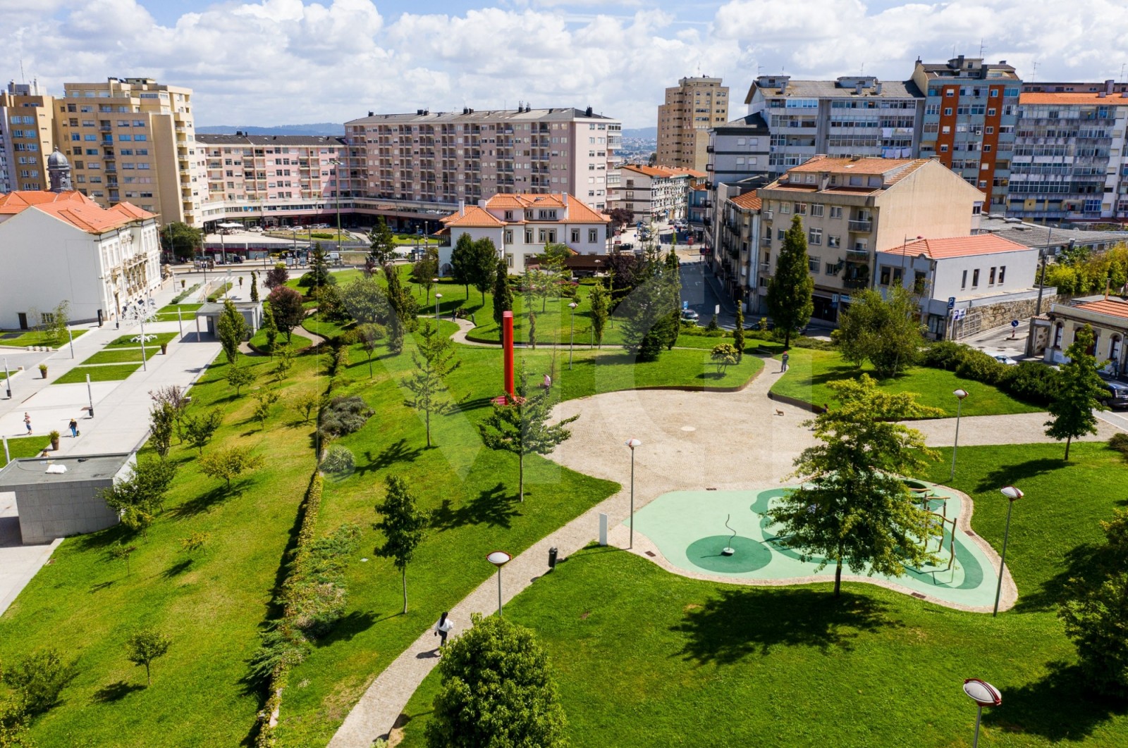 Apartment T3+1 for For sale in Mafamude e Vilar do Paraíso, Vila Nova de Gaia, Porto - Área envolvente (Imagem 3)