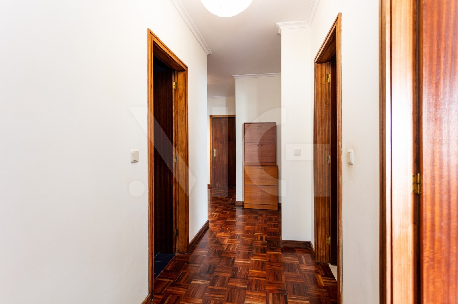 Apartamento T2+1 para Venda em Moreira, Maia, Porto - Corredor (Imagem 1)