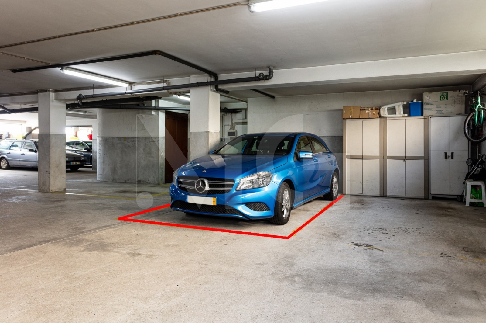 Apartamento T2+1 para Venda em Moreira, Maia, Porto - Parqueamento/Garagem (Imagem 1)