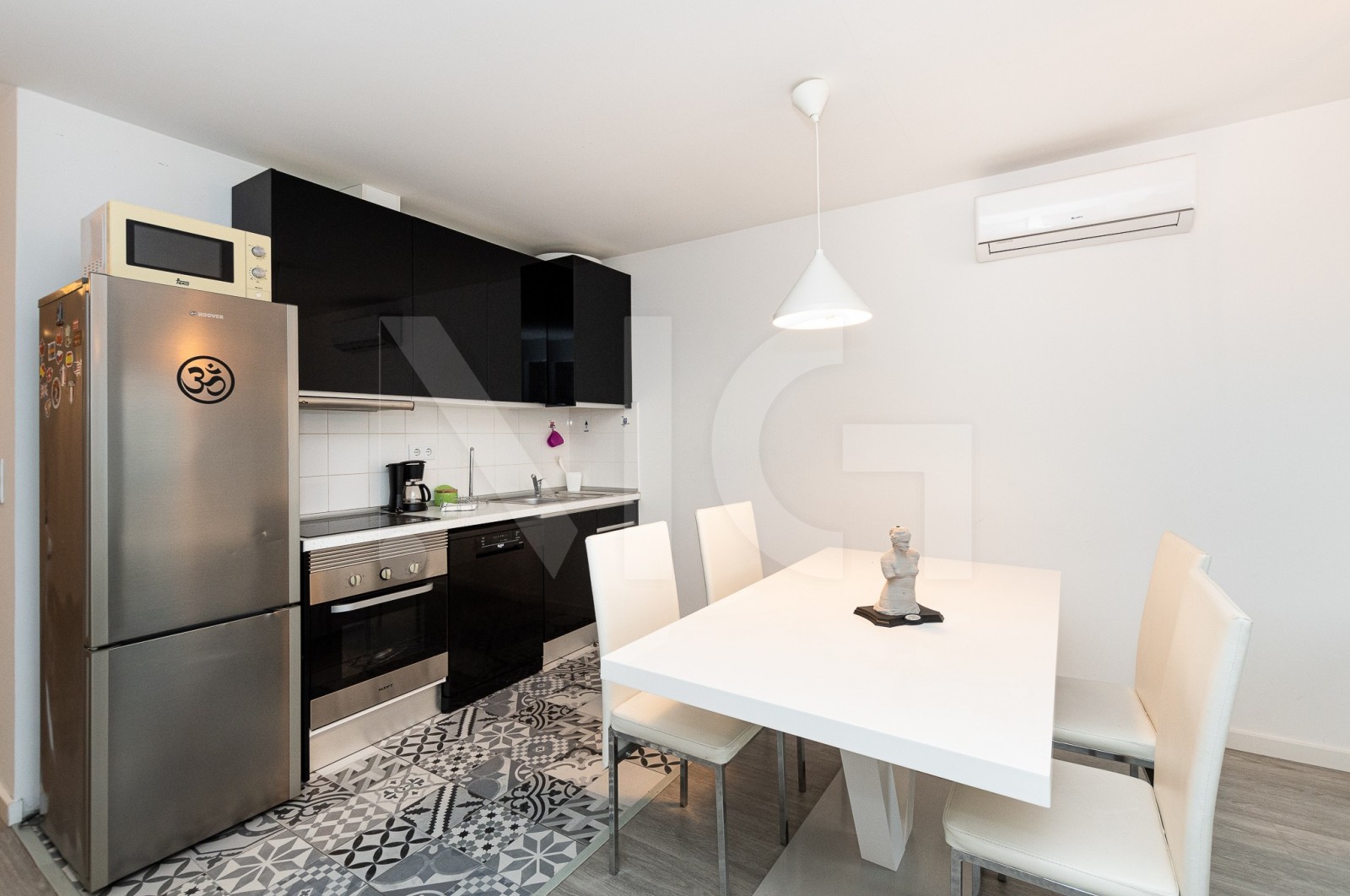 Moradia T1+1 para Venda em Campanhã, Porto, Porto - Cozinha (Imagem 1)