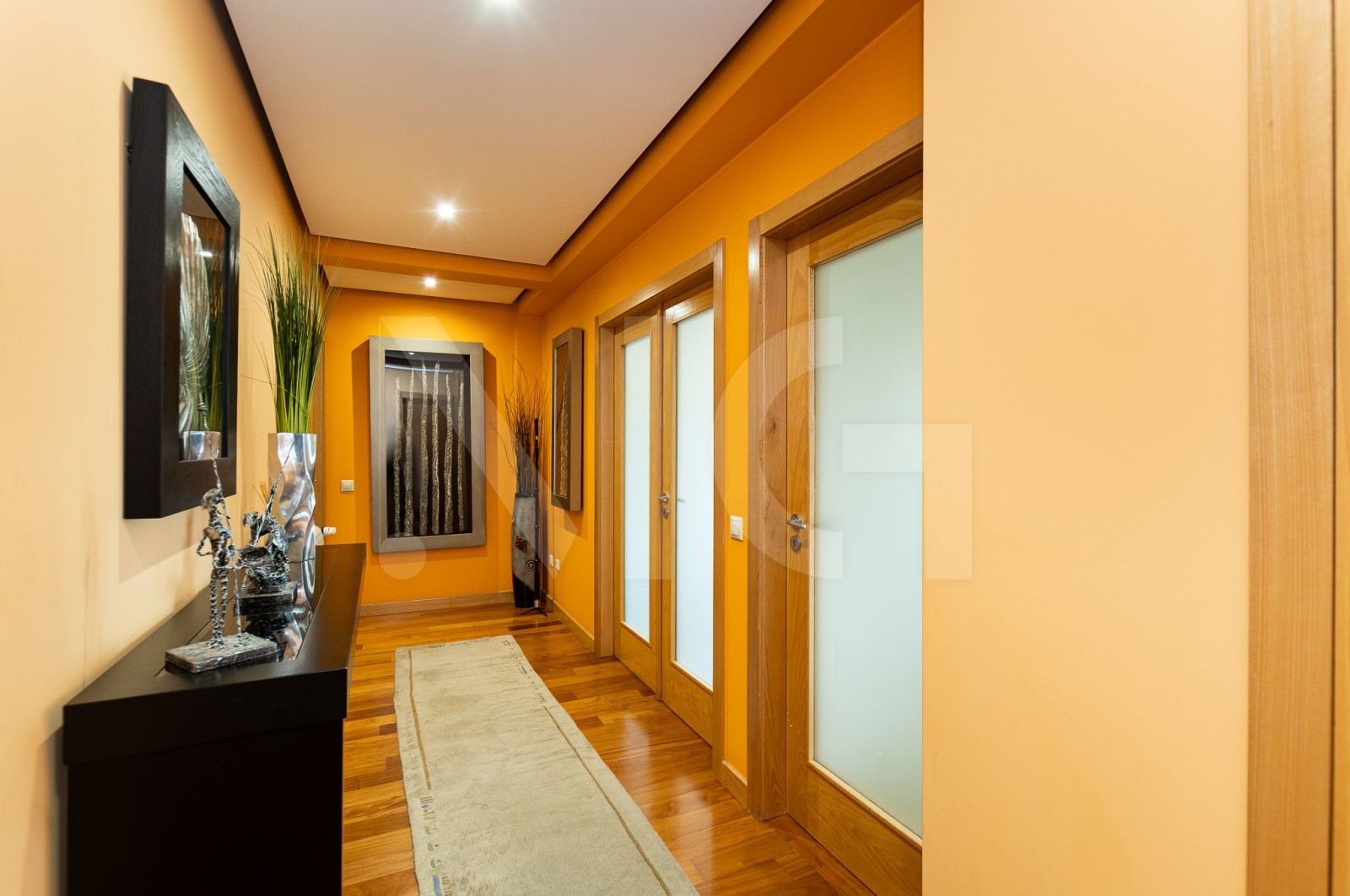 Apartamento T4 para Venda em Águas Santas, Maia, Porto - Hall de entrada (Imagem 1)