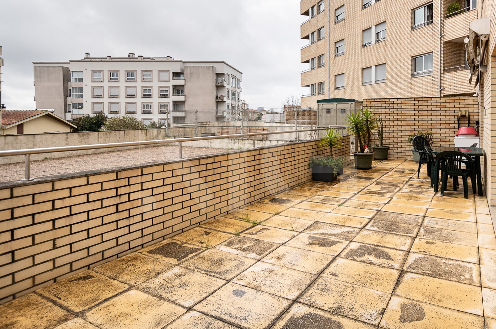 Apartamento T4 para Venda em Águas Santas, Maia, Porto - Terraço (Imagem 1)
