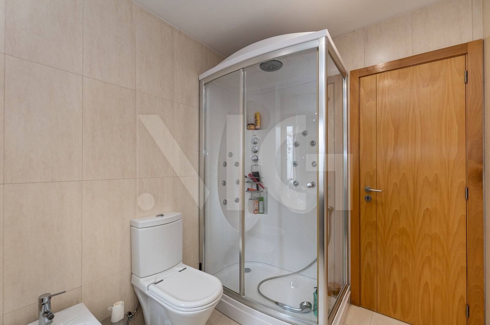 Apartamento T4 para Venda em Águas Santas, Maia, Porto - Casa de banho (Imagem 5)