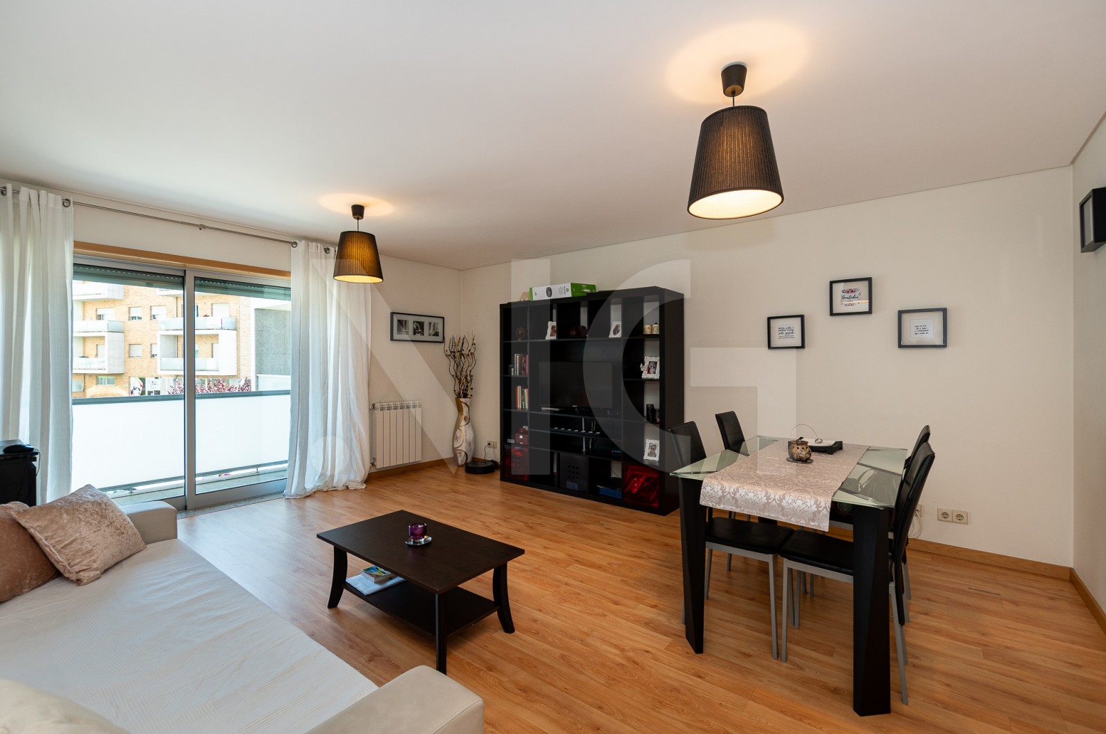 Apartamento T1 para Venda em Santa Marinha e São Pedro da Afurada, Vila Nova de Gaia, Porto - Sala (Imagem 3)