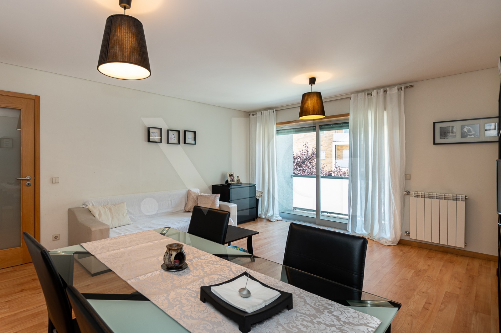 Apartamento T1 para Venda em Santa Marinha e São Pedro da Afurada, Vila Nova de Gaia, Porto - Sala (Imagem 2)