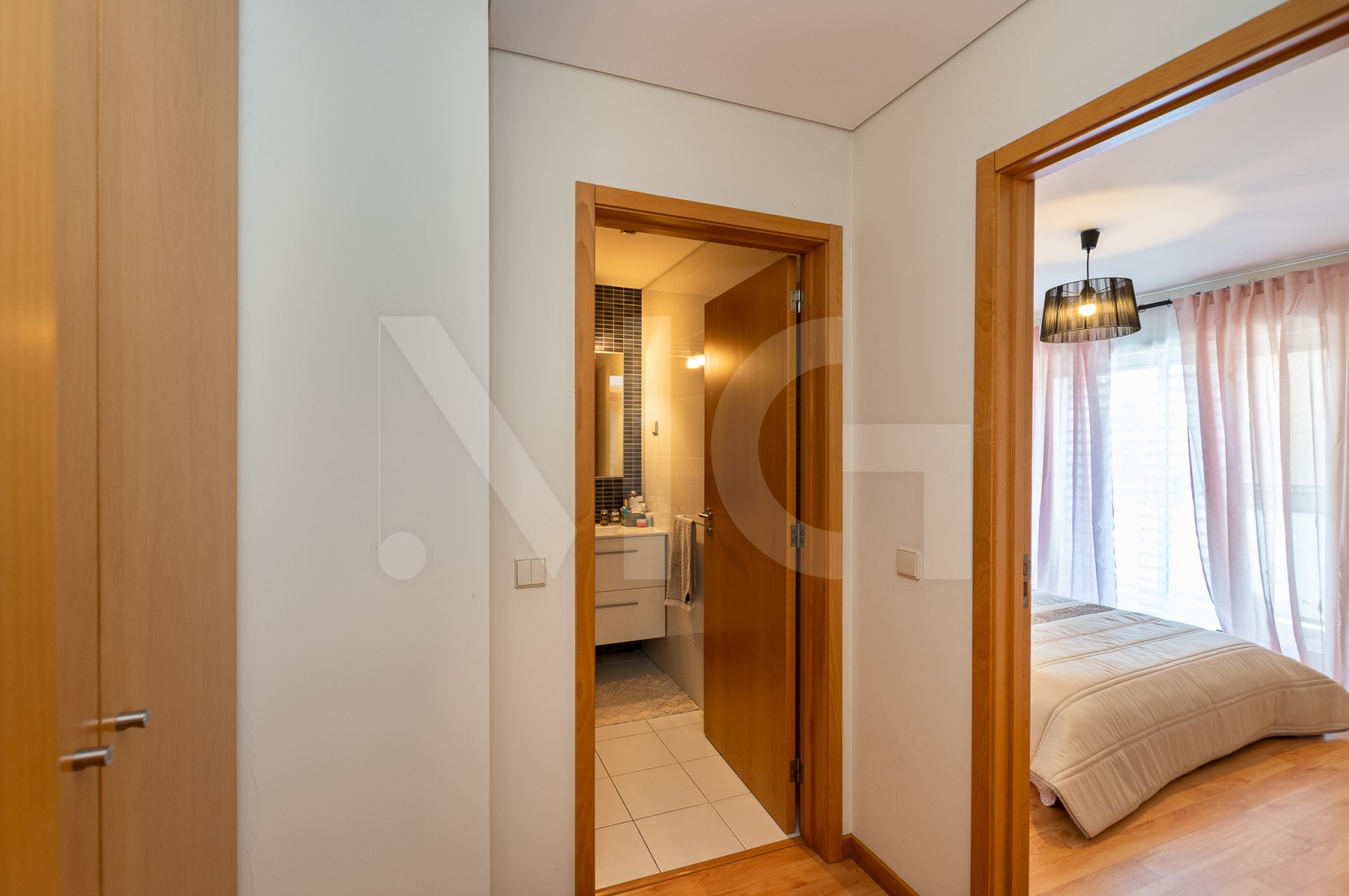 Apartamento T1 para Venda em Santa Marinha e São Pedro da Afurada, Vila Nova de Gaia, Porto - Corredor (Imagem 1)