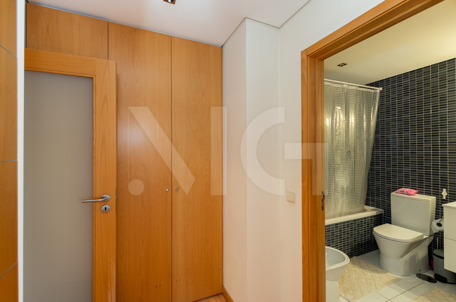 Apartamento T1 para Venda em Santa Marinha e São Pedro da Afurada, Vila Nova de Gaia, Porto - Quarto (Imagem 1)