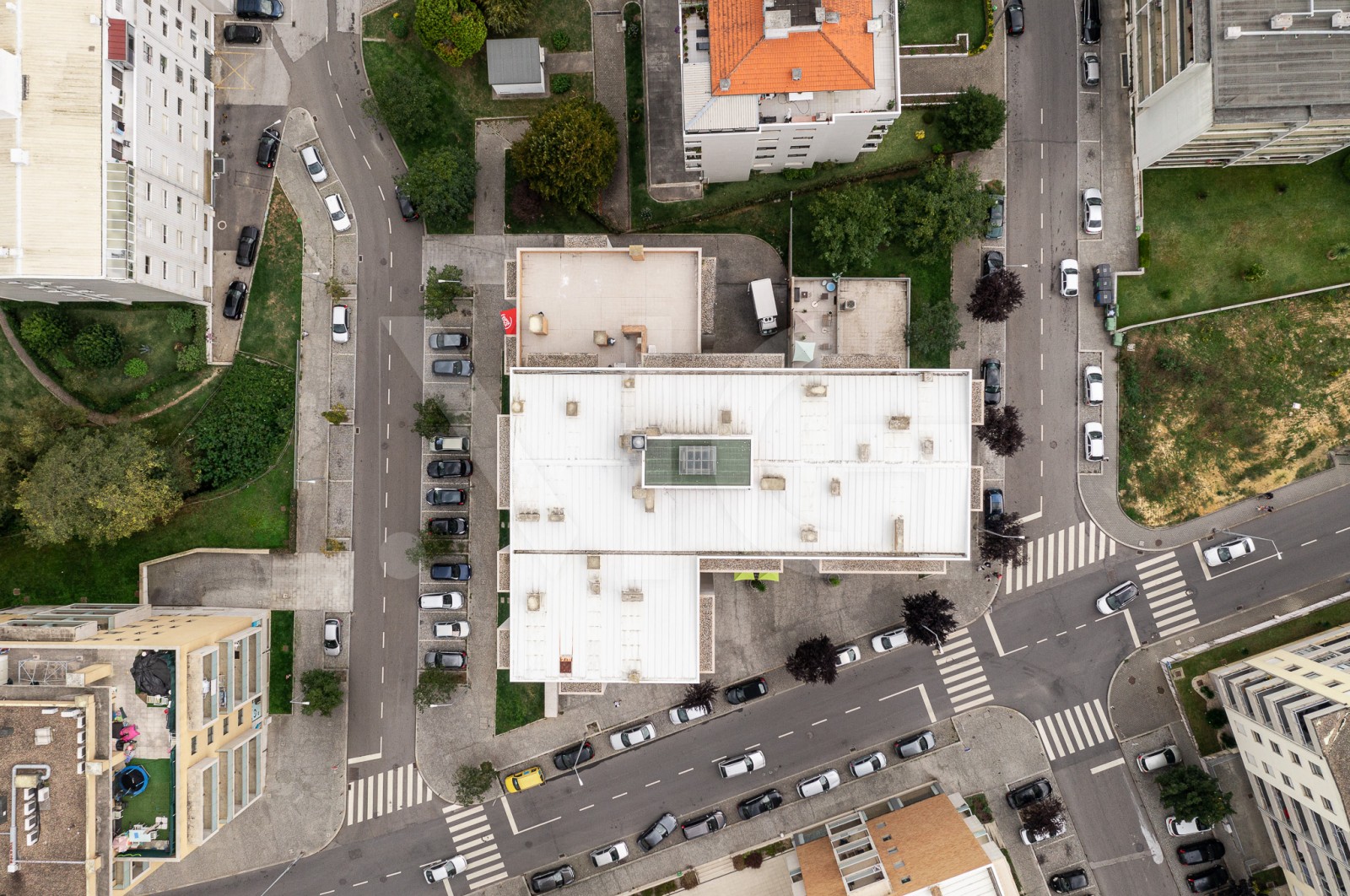 Apartamento T1 para Venda em Santa Marinha e São Pedro da Afurada, Vila Nova de Gaia, Porto - Área envolvente (Imagem 5)