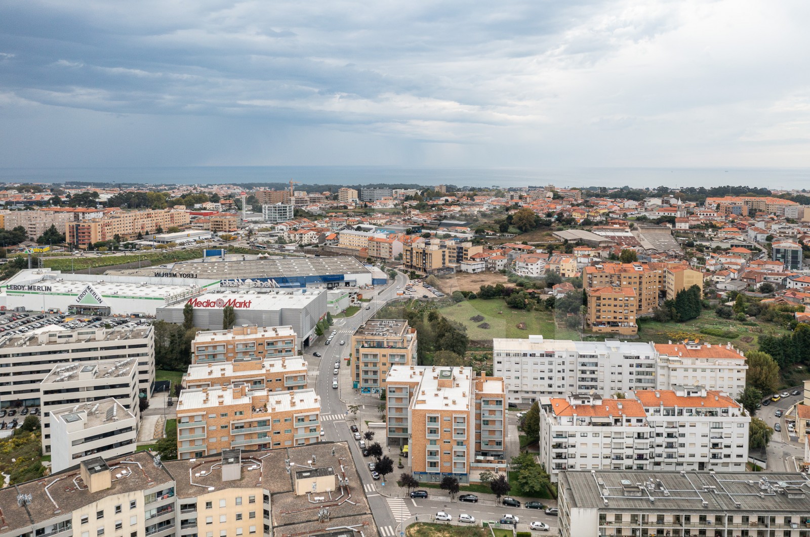 Apartamento T1 para Venda em Santa Marinha e São Pedro da Afurada, Vila Nova de Gaia, Porto - Área envolvente (Imagem 9)