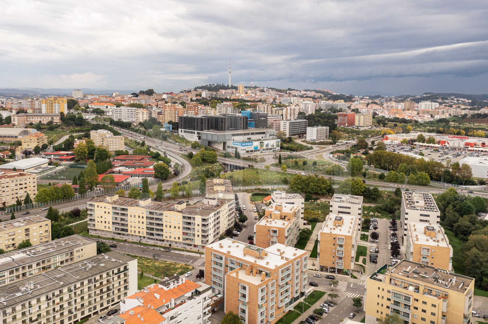 Apartamento T1 para Venda em Santa Marinha e São Pedro da Afurada, Vila Nova de Gaia, Porto - Área envolvente (Imagem 11)