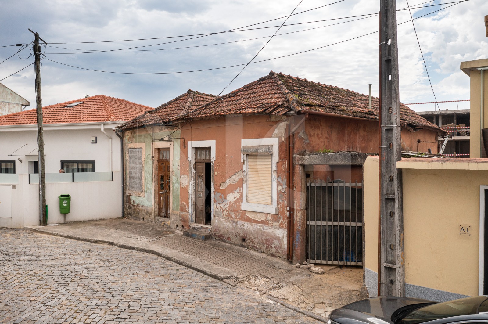 Moradia T2 para Venda em Santa Marinha e São Pedro da Afurada, Vila Nova de Gaia, Porto - Fachada (Imagem 3)