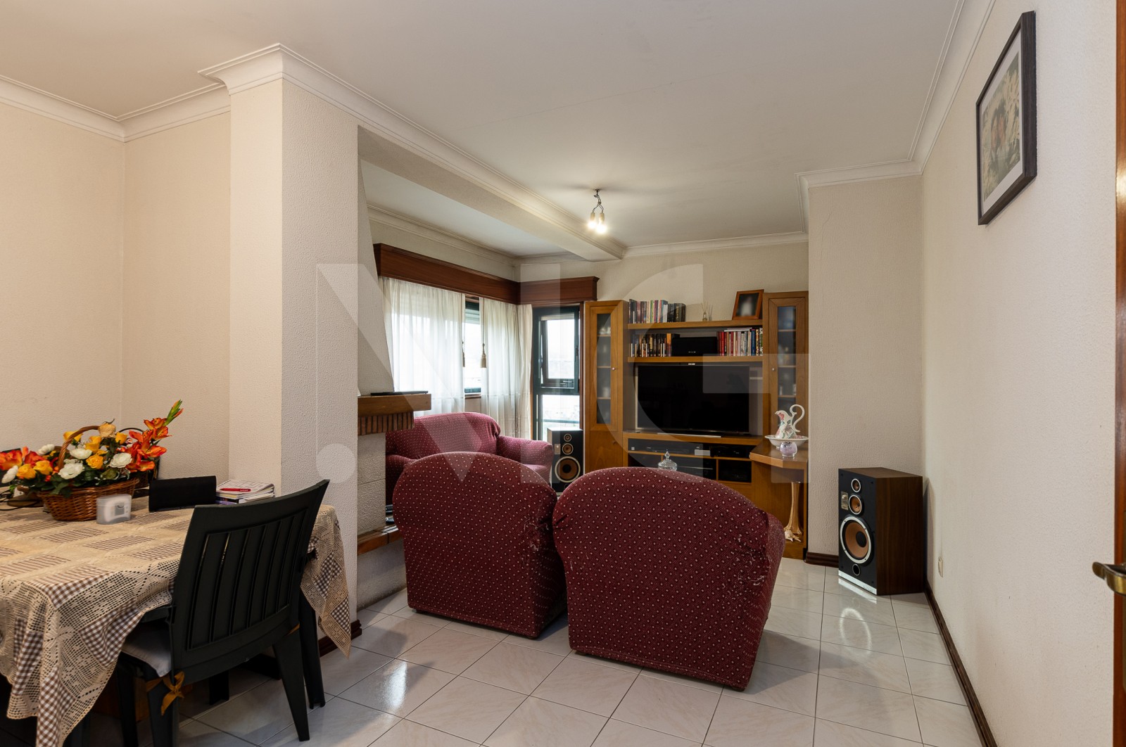 Apartment T2+1 for For sale in Alfena, Valongo, Porto - Sala (Imagem 1)