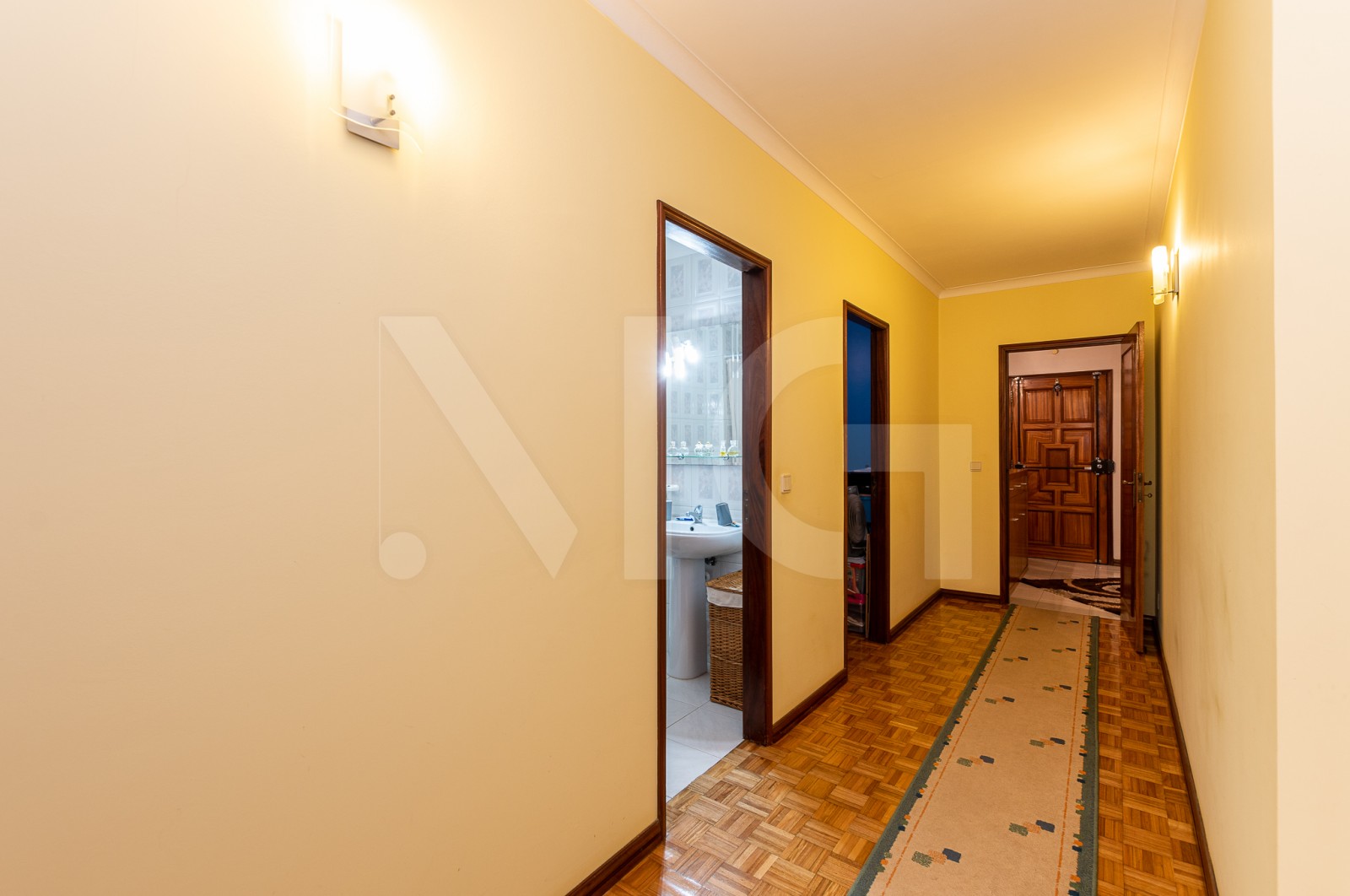 Apartment T2+1 for For sale in Alfena, Valongo, Porto - Corredor (Imagem 1)