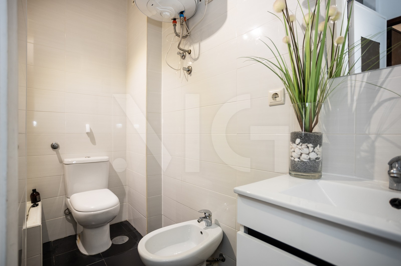 Apartamento T1 para Venda em Paranhos, Porto, Porto - Casa de banho (Imagem 2)