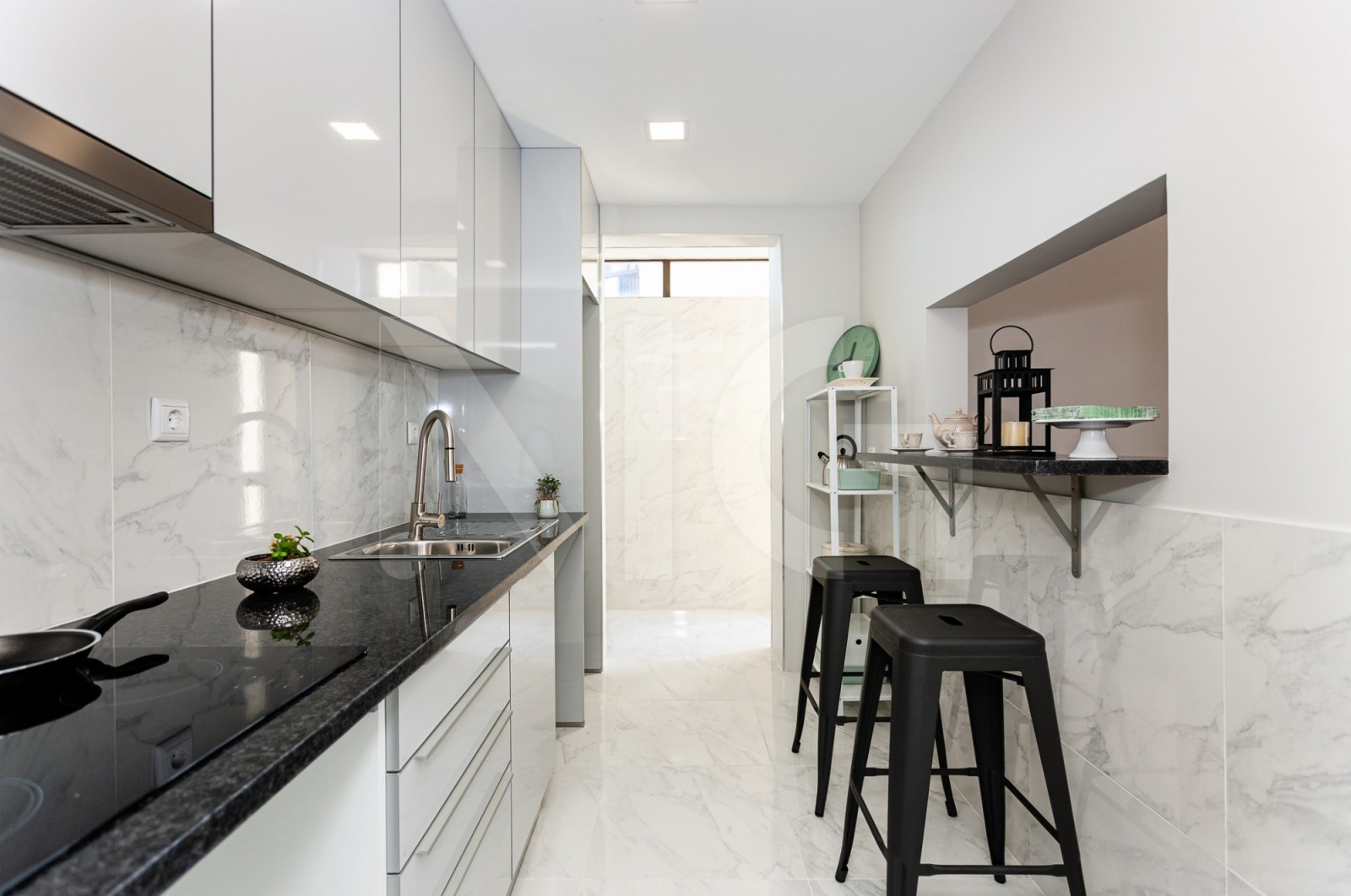 Apartment T1 for For sale in Paranhos, Porto, Porto - Cozinha (Imagem 1)