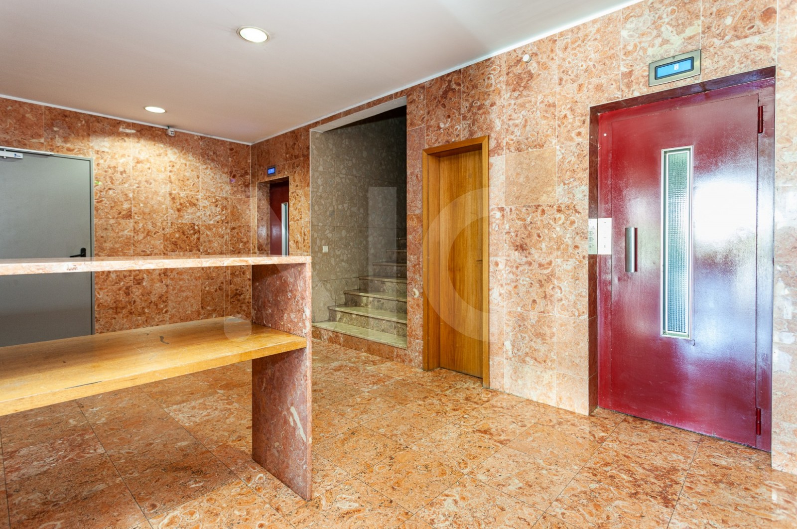 Apartment T1 for For sale in Paranhos, Porto, Porto - Áreas comuns (Imagem 1)