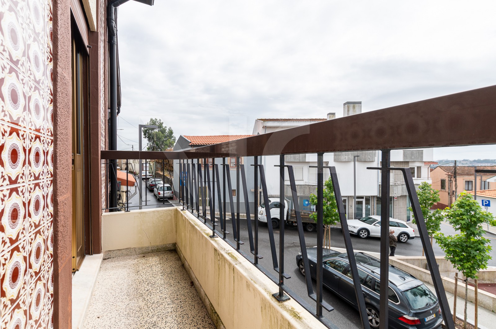 Moradia T3 para Venda em Baguim do Monte (Rio Tinto), Gondomar, Porto - Varanda (Imagem 1)