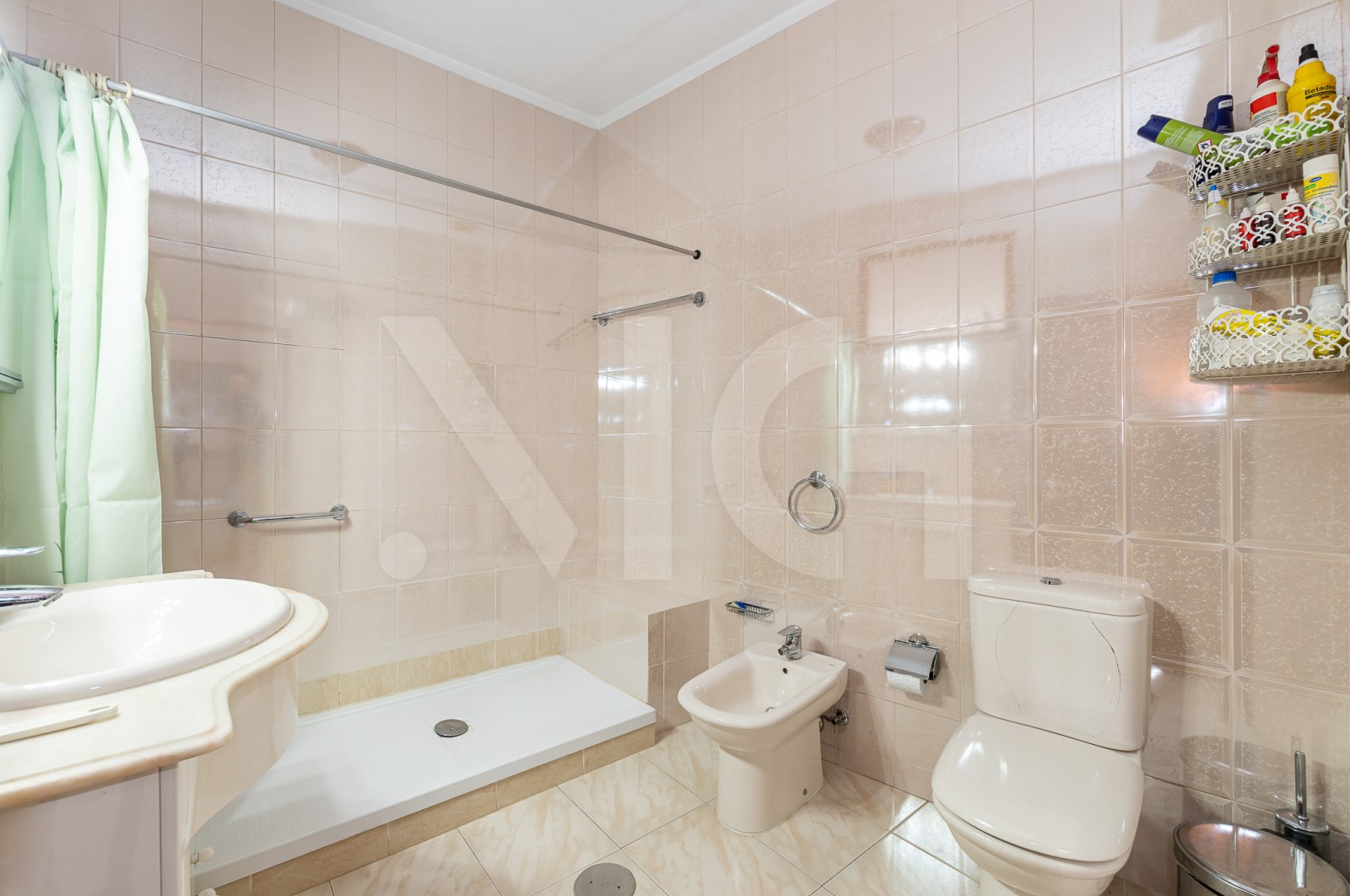 Moradia T3 para Venda em Baguim do Monte (Rio Tinto), Gondomar, Porto - Casa de banho (Imagem 1)