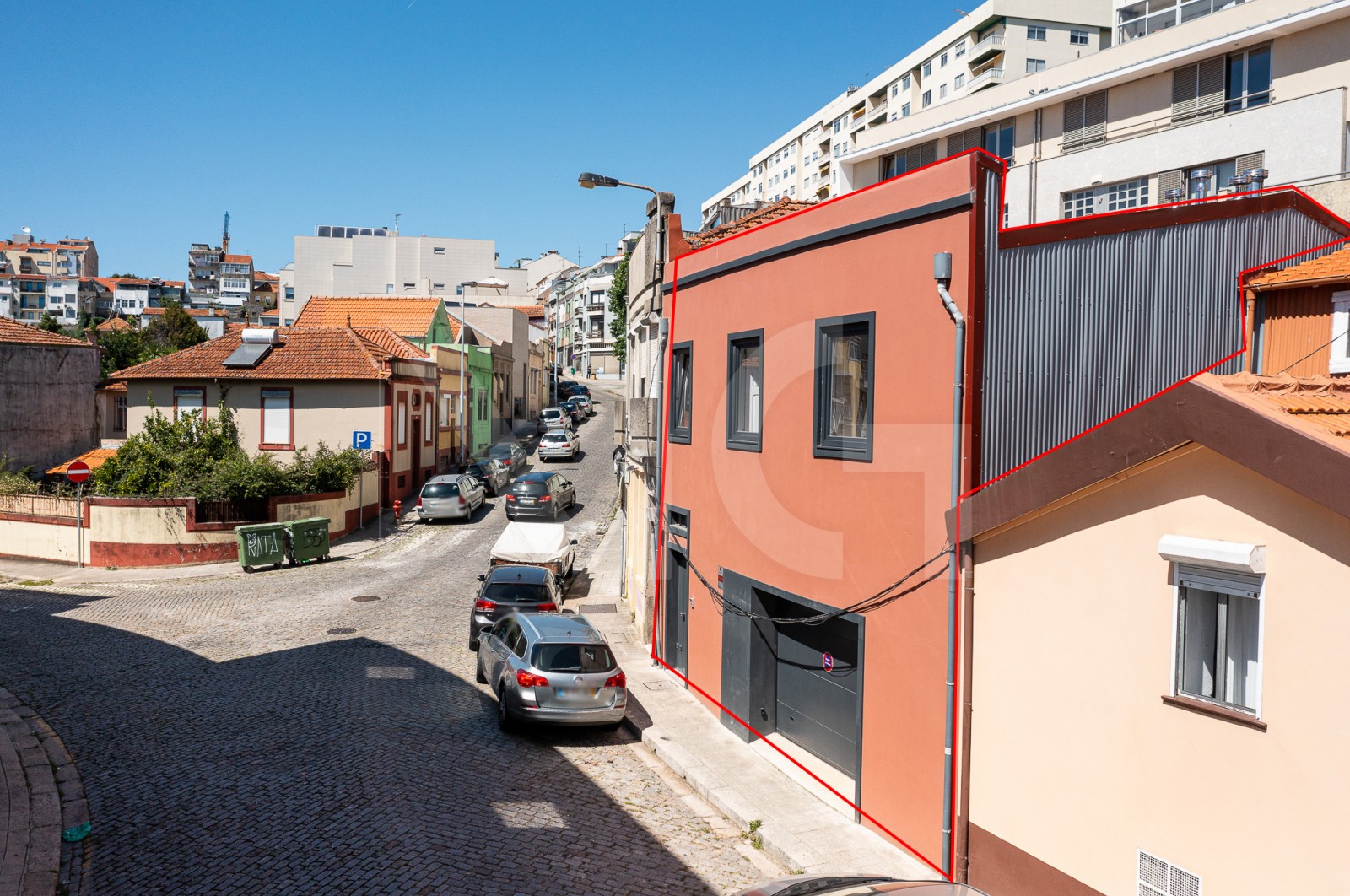 House T3+1 for For sale in Cedofeita, Santo Ildefonso, Sé, Miragaia, São Nicolau e Vitória, Porto, Porto - Fachada (Imagem 1)