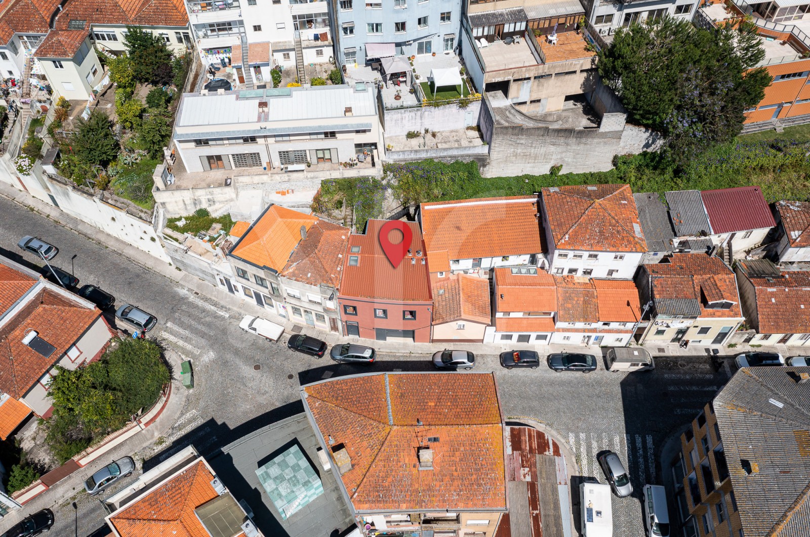 House T3+1 for For sale in Cedofeita, Santo Ildefonso, Sé, Miragaia, São Nicolau e Vitória, Porto, Porto - Área envolvente (Imagem 2)