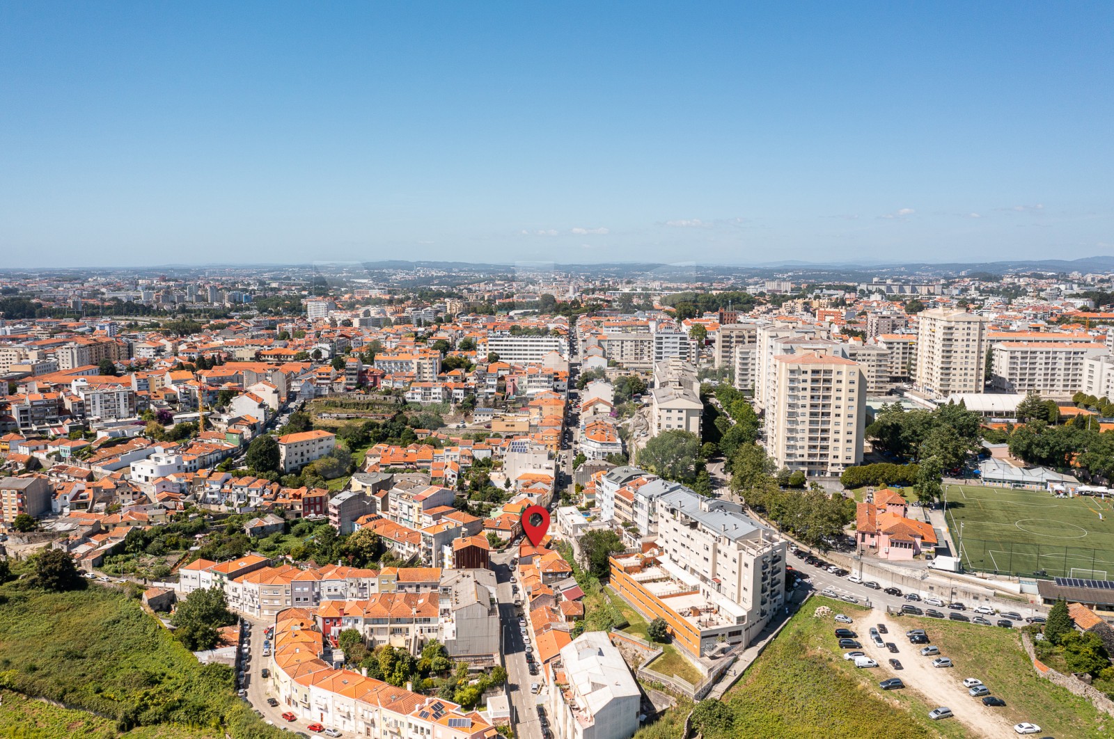 House T3+1 for For sale in Cedofeita, Santo Ildefonso, Sé, Miragaia, São Nicolau e Vitória, Porto, Porto - Área envolvente (Imagem 12)