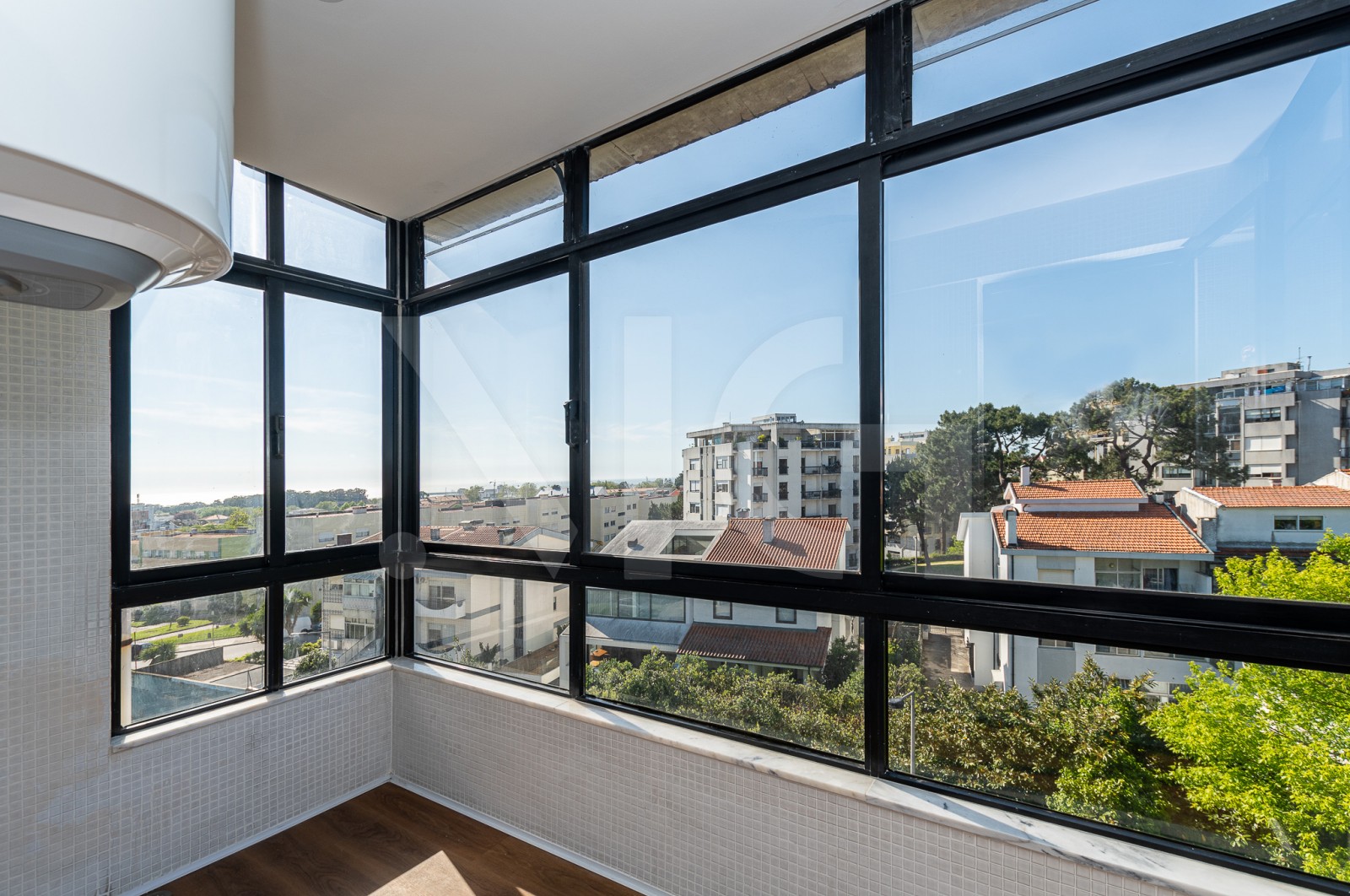 Apartamento T2 para Venda em Aldoar, Foz do Douro e Nevogilde, Porto, Porto - Vistas (Imagem 1)