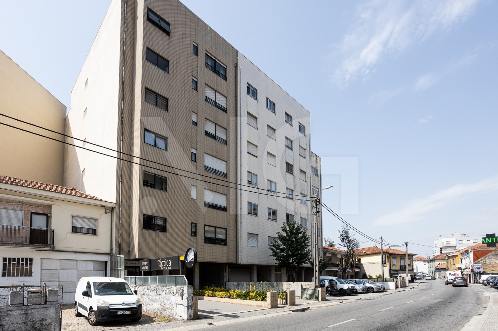 Apartamento T2 para Venda em Águas Santas, Maia, Porto - Fachada (Imagem 2)