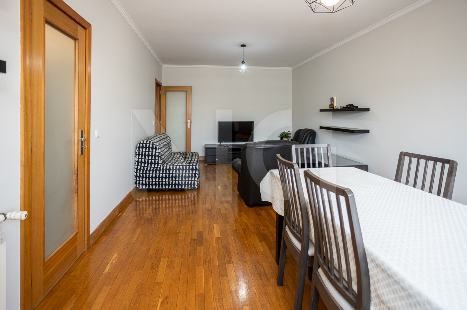 Apartamento T2 para Venda em Águas Santas, Maia, Porto - Sala (Imagem 4)