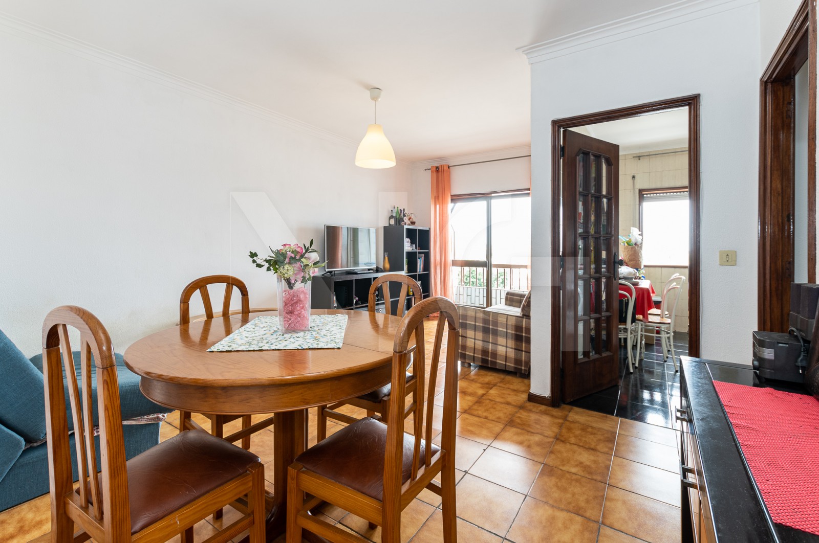 Apartment T1 for For sale in Baguim do Monte (Rio Tinto), Gondomar, Porto - Sala (Imagem 1)