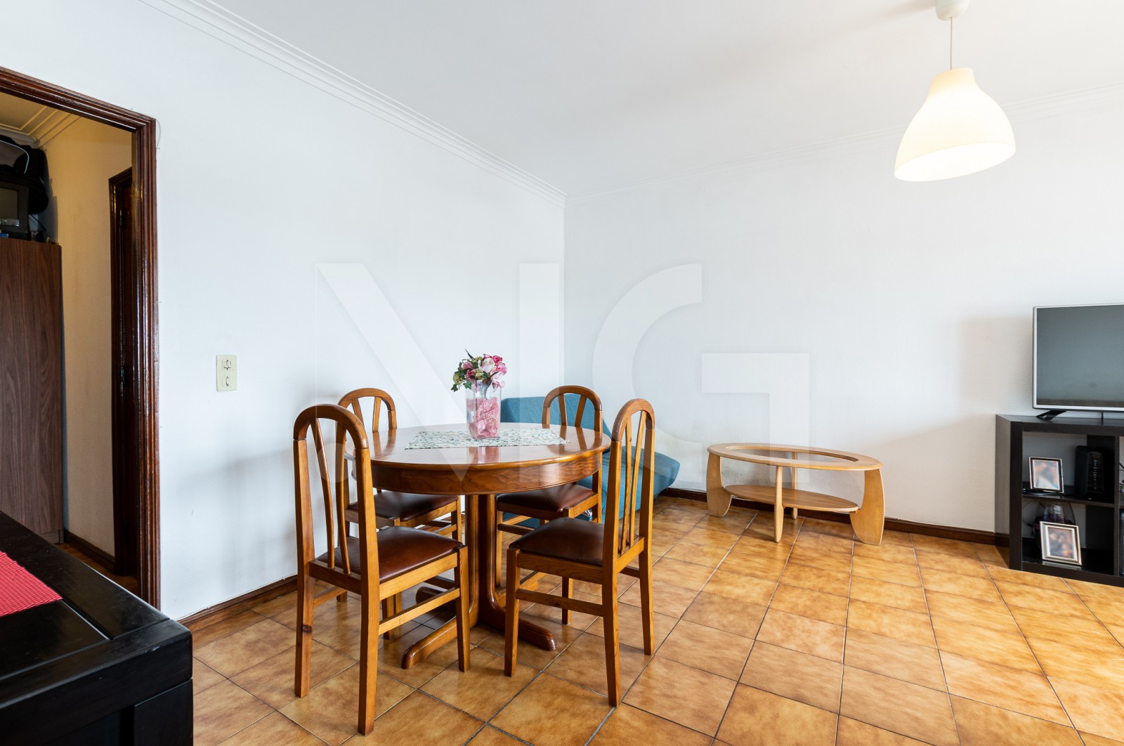 Apartment T1 for For sale in Baguim do Monte (Rio Tinto), Gondomar, Porto - Sala (Imagem 2)