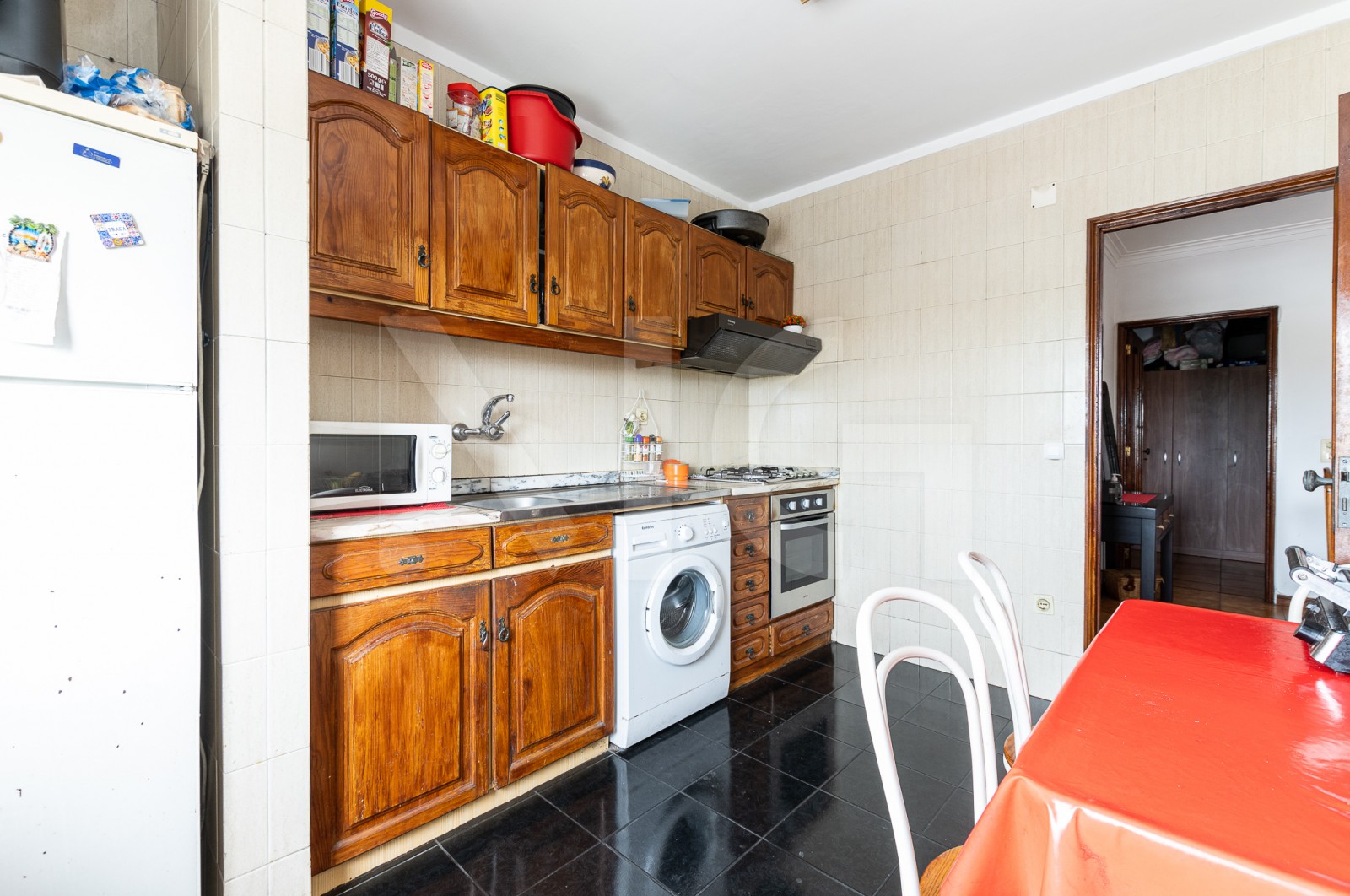 Apartment T1 for For sale in Baguim do Monte (Rio Tinto), Gondomar, Porto - Cozinha (Imagem 2)