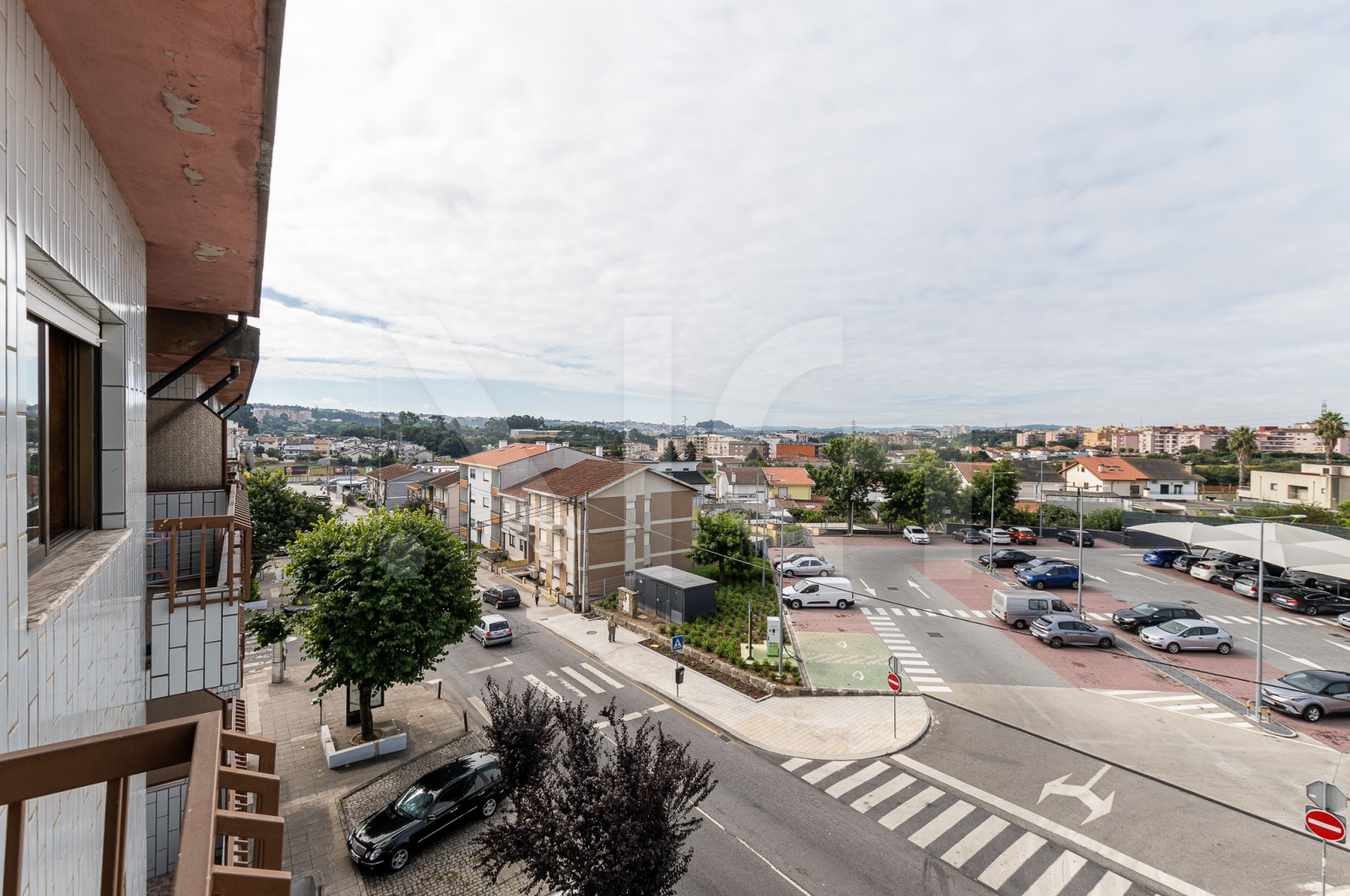 Apartment T1 for For sale in Baguim do Monte (Rio Tinto), Gondomar, Porto - Vistas (Imagem 1)