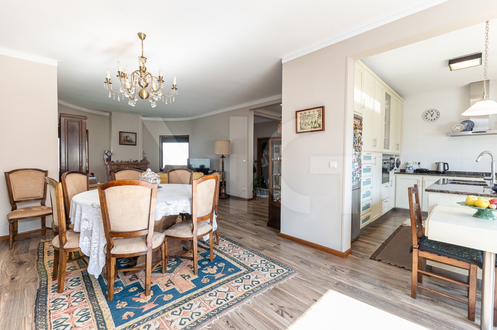 House T3+1 for For sale in Baguim do Monte (Rio Tinto), Gondomar, Porto - Sala (Imagem 2)