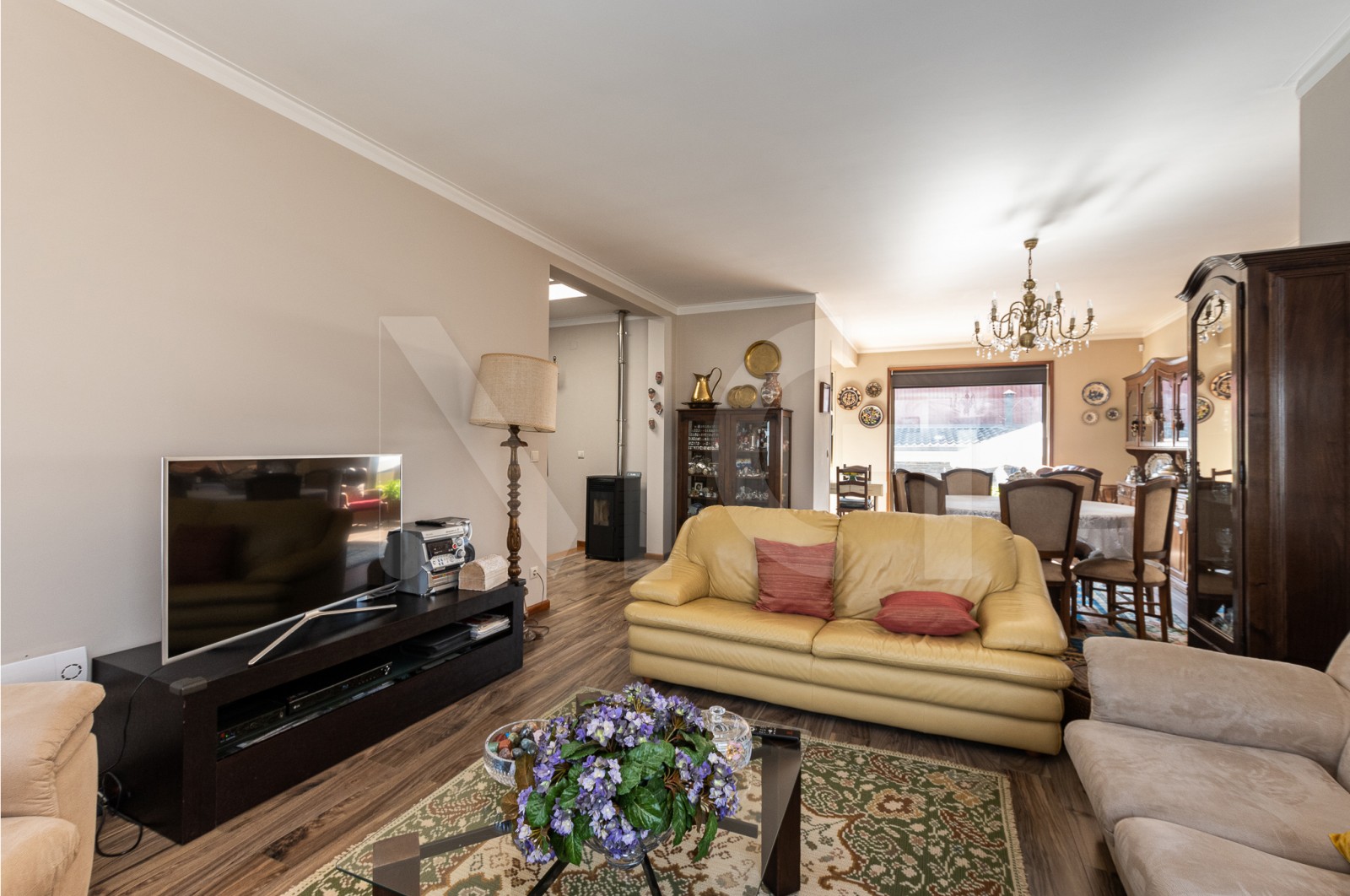 House T3+1 for For sale in Baguim do Monte (Rio Tinto), Gondomar, Porto - Sala (Imagem 4)