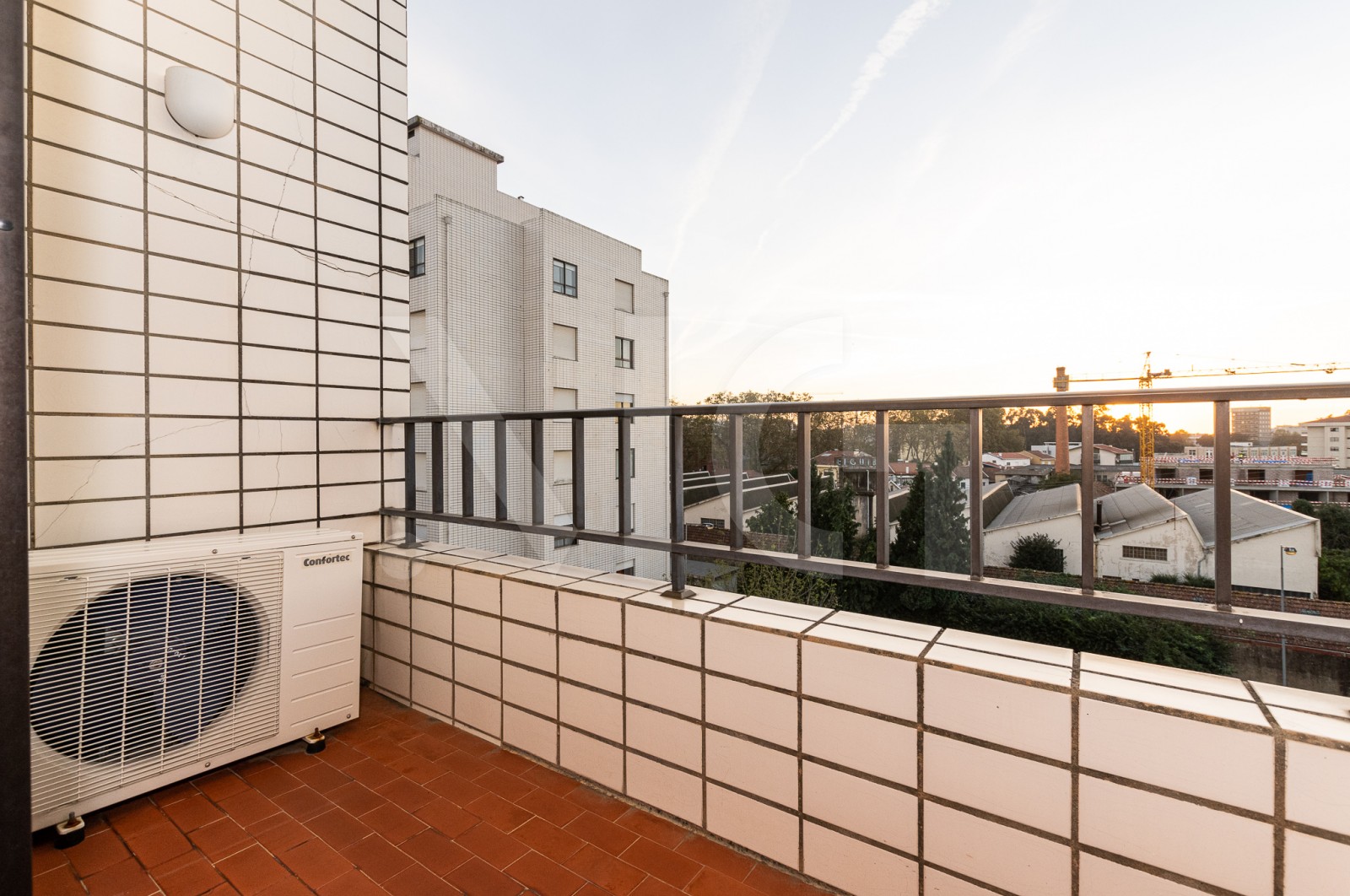 Apartamento T2+1 para Venda em Pedrouços, Maia, Porto - Varanda (Imagem 1)