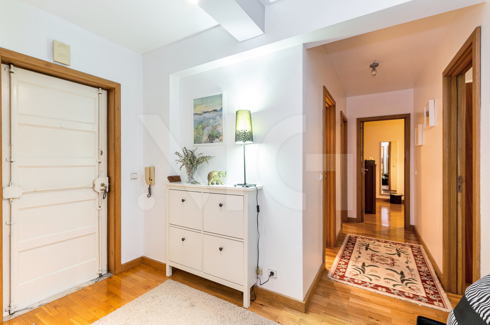 Apartamento T2+1 para Venda em Pedrouços, Maia, Porto - Corredor (Imagem 1)