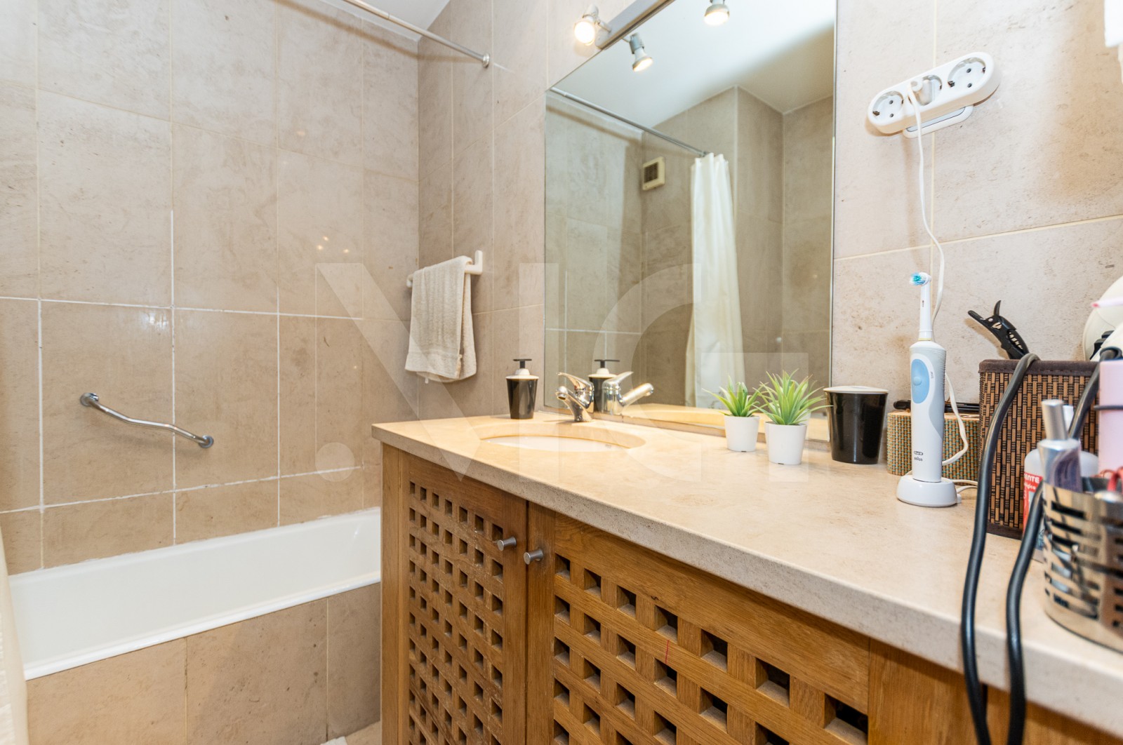 Apartamento T2+1 para Venda em Pedrouços, Maia, Porto - Casa de banho (Imagem 1)