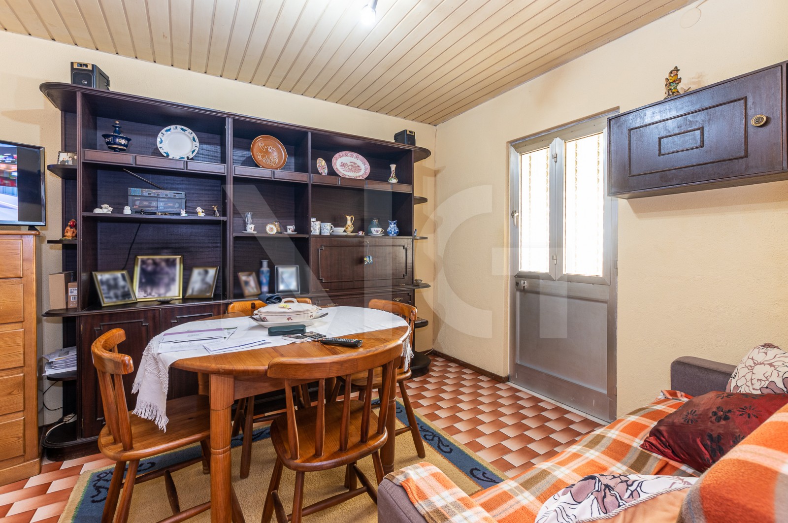 House T5 for For sale in Custóias, Leça do Balio e Guifões, Matosinhos, Porto - Sala (Imagem 1)