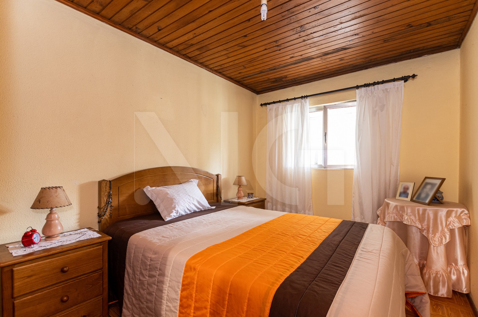 House T5 for For sale in Custóias, Leça do Balio e Guifões, Matosinhos, Porto - Quarto (Imagem 1)