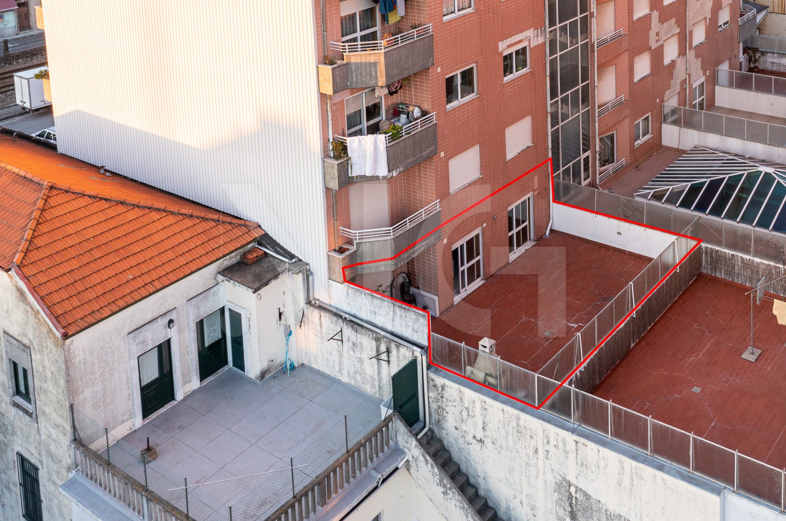 Apartment T2 for For sale in Rio Tinto, Gondomar, Porto - Terraço (Imagem 1)